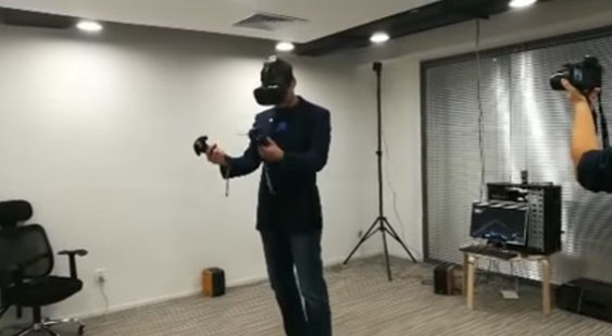 Видео HTC Vive - использование без проводов